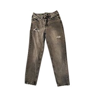 Wild Fable Woman’s High Rise Tapered Jean (room)